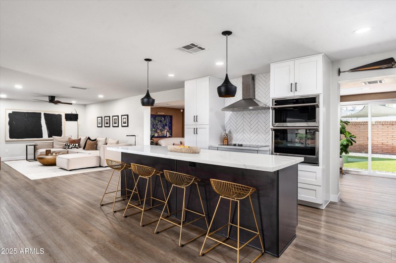 09-8341 E Hubbell St (9 of 39)