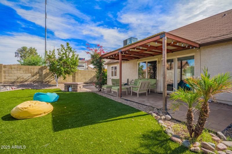 Wickieup synthetic grass