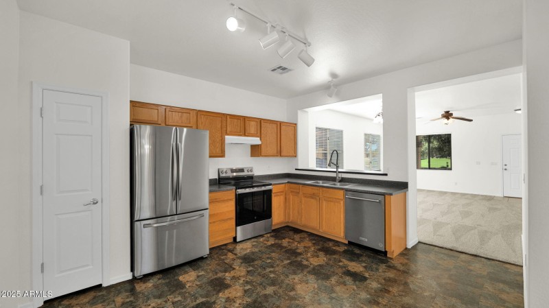 17-web-or-mls-P1276679