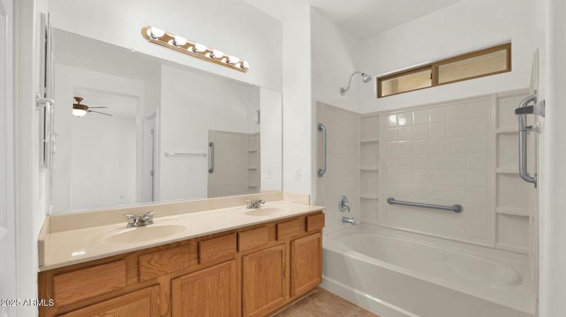 23-web-or-mls-P1276785