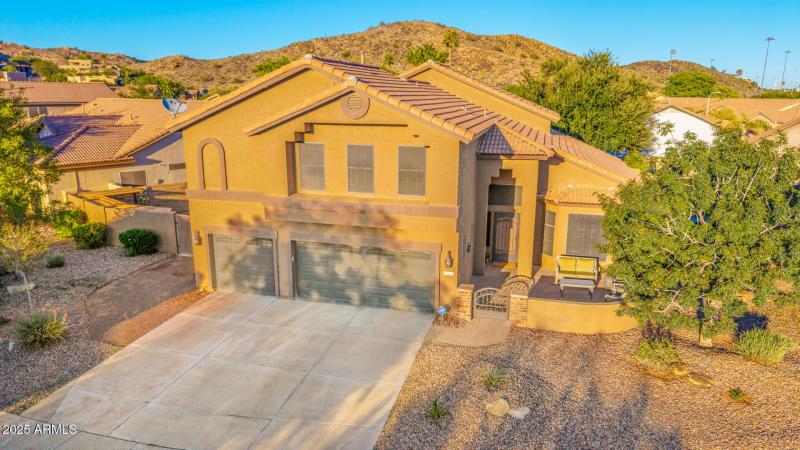 Newer Roof, AC, & More!