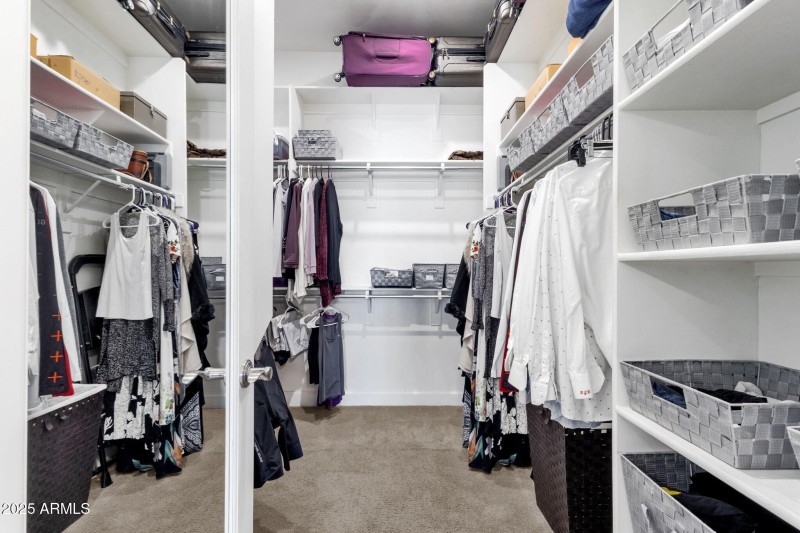 Primary suite walk-in closet