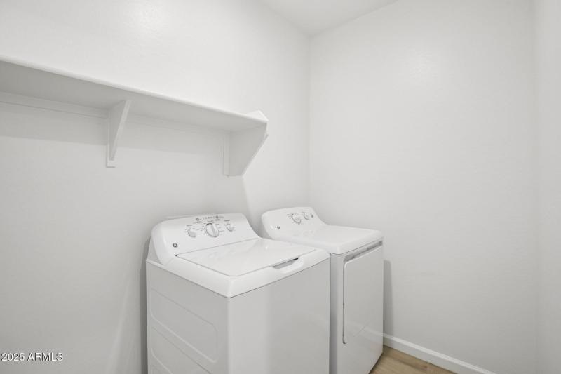 23-web-or-mls-La Senda Dr W-S0511-023