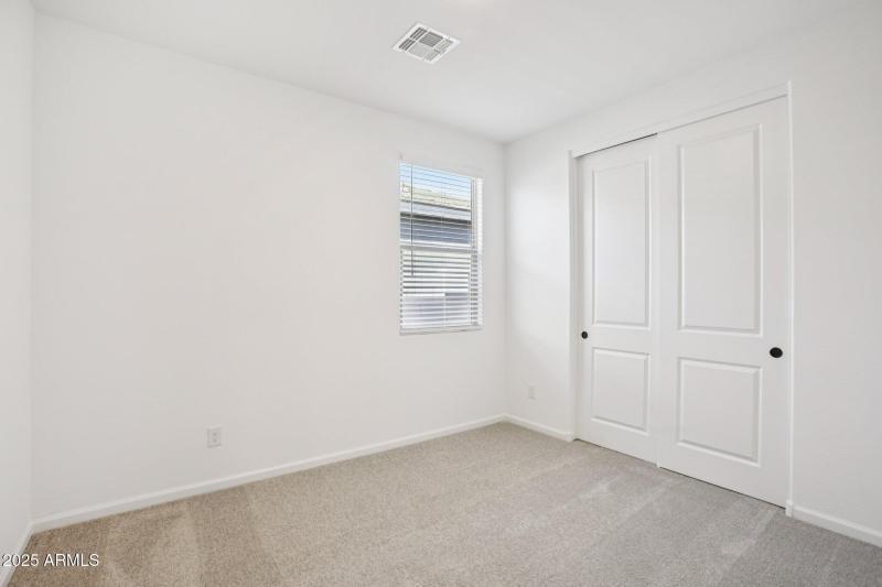 24-web-or-mls-La Senda Dr W-S0511-024