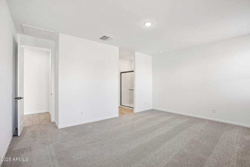 30-web-or-mls-La Senda Dr W-S0511-030