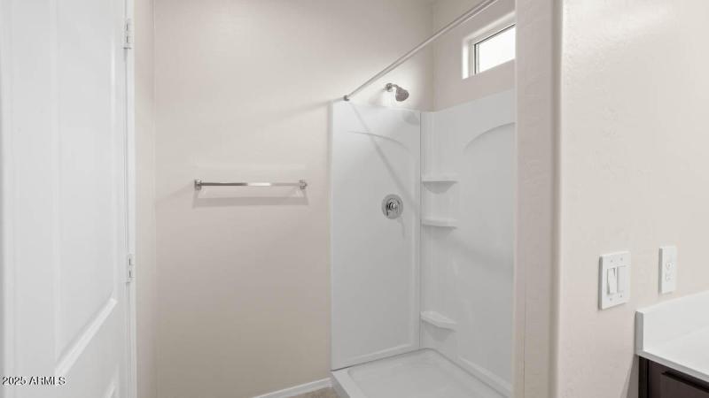 Mockingbird-Estrella Vista-3730-Buckeye-