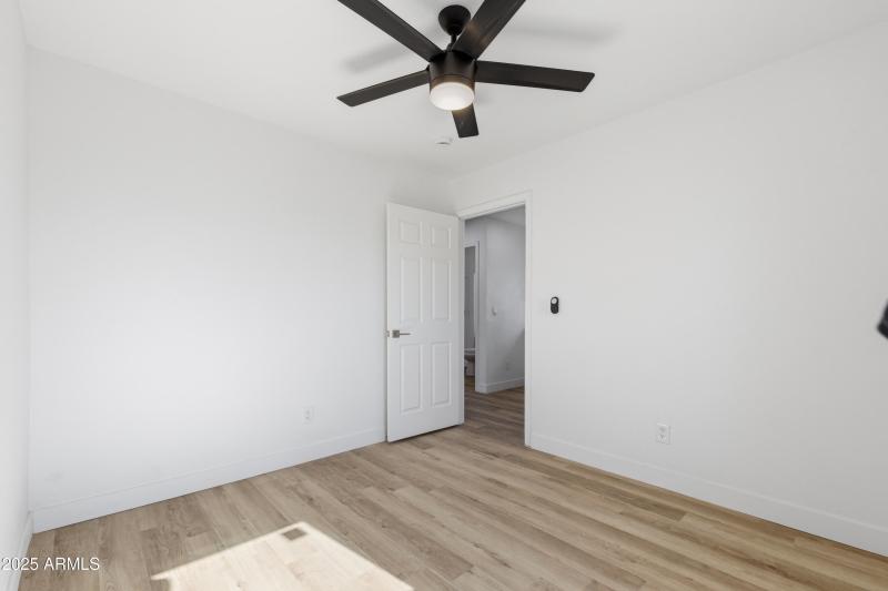 2118_W_Adams_Casita_6