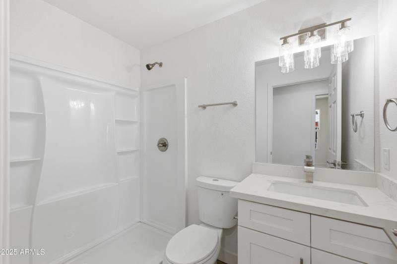 2118_W_Adams_Casita_7