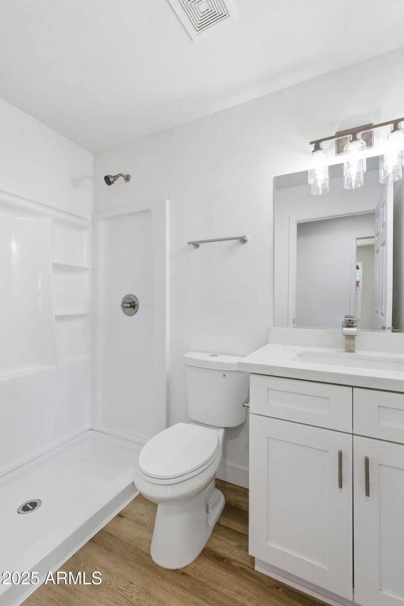 2118_W_Adams_Casita_8