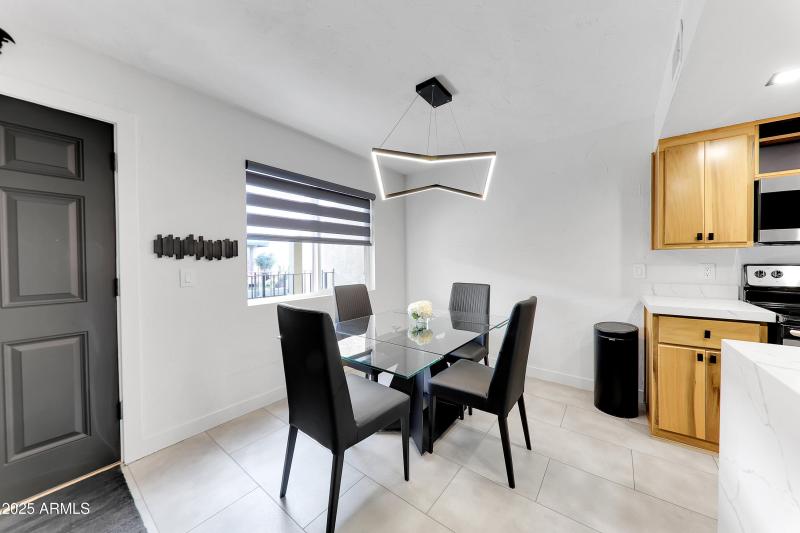 2228 E Campbell Ave (1)