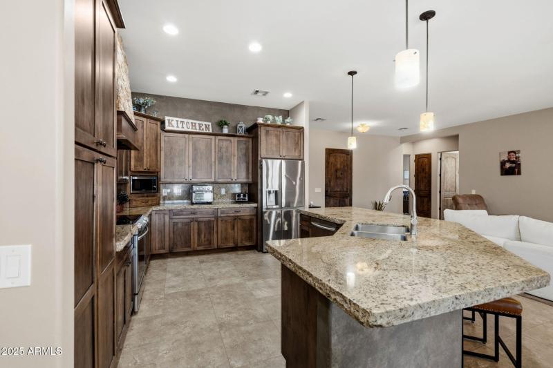 26-web-or-mls-A7407085