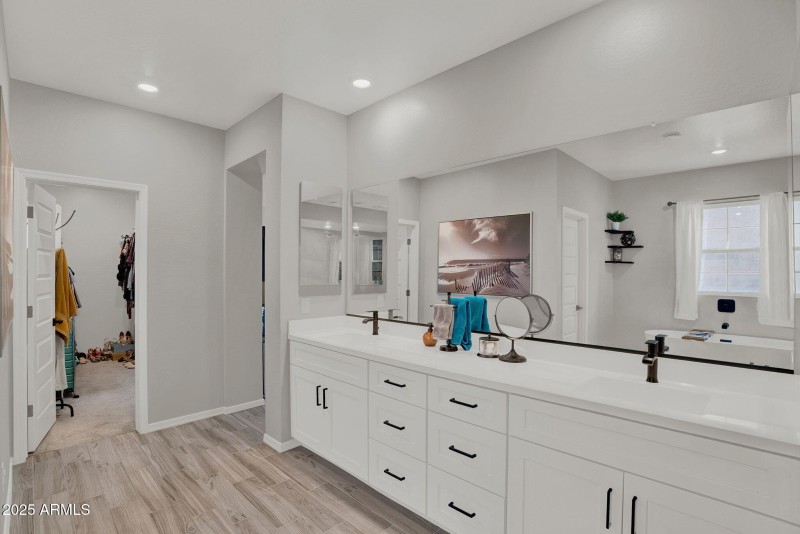 239 E balsam Edgar Rascon Realtor (18)