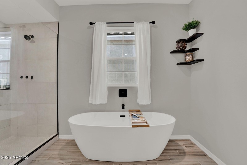 239 E balsam Edgar Rascon Realtor (20)