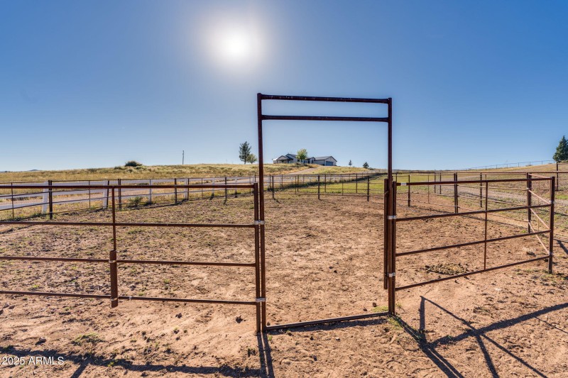 128-web-or-mls-Mustang Trail-117