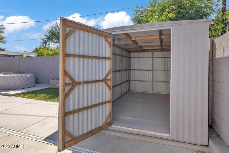 26-4632_N_14th_St_25