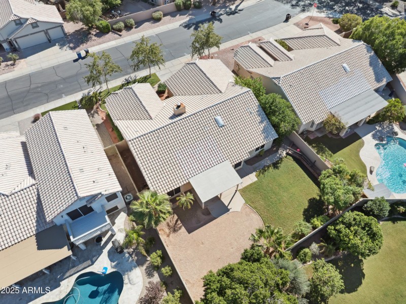 44.1-DJI_20251105113811_0009_D