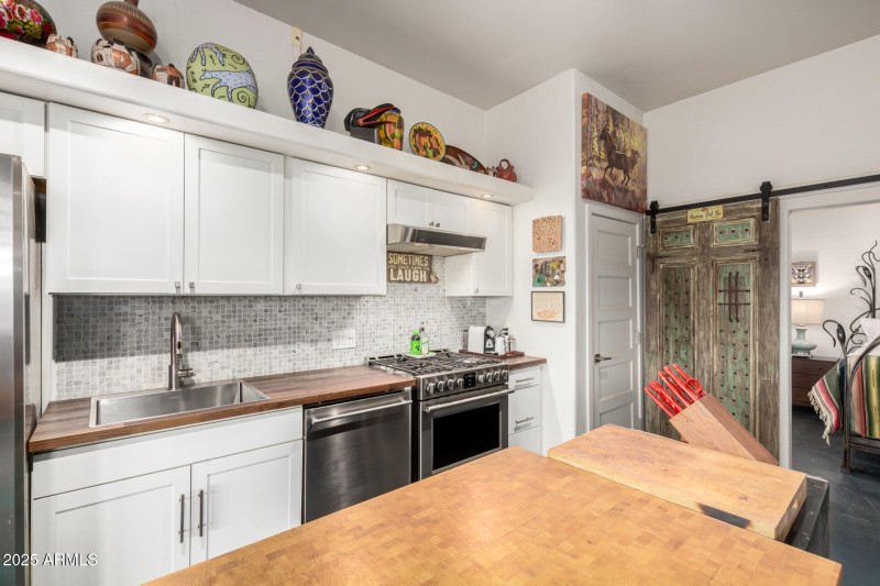 Kitchen S.S appliances