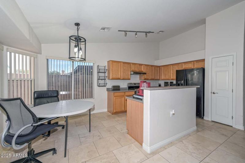 Breakfast Room-Kitchen