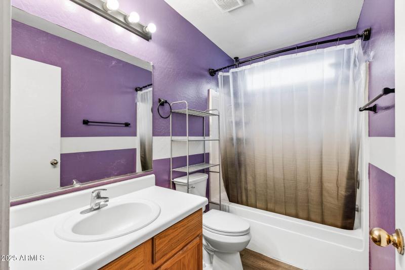 24_998_S_239th24_mls