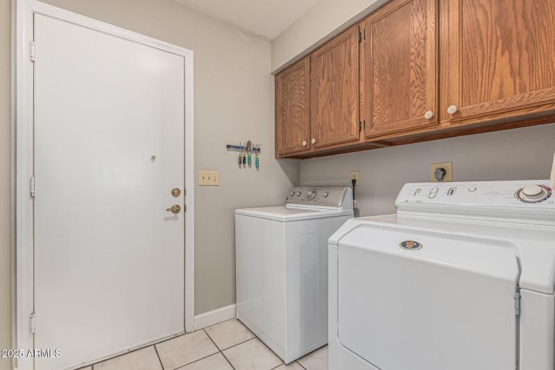 27 Laundry Room