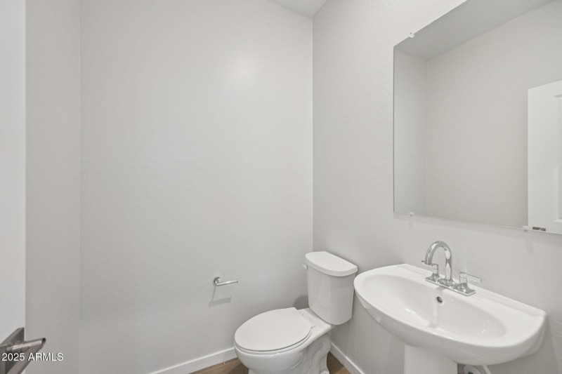 19-web-or-mls-W Jessie Ln-S0611-019