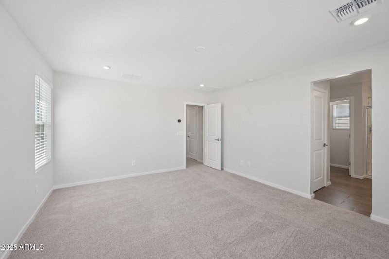 28-web-or-mls-W Jessie Ln-S0611-028