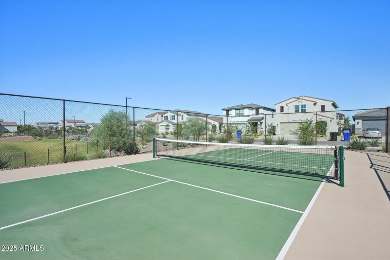 43-web-or-mls-W Jessie Ln-0611-908