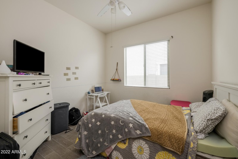 23)BED 3 TO JACK _ JILL