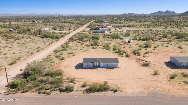 40-web-or-mls-755-n-ralston-rd