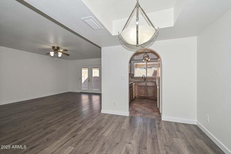 Breakfast Room-Kitchen
