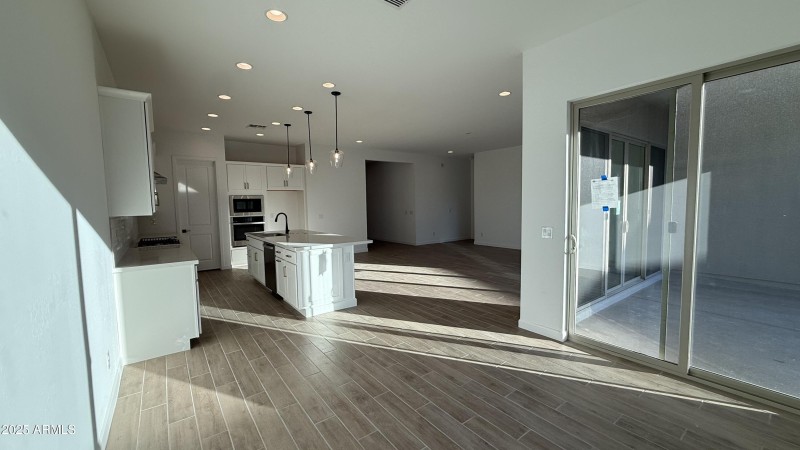 019 - Kitchen & Great Room