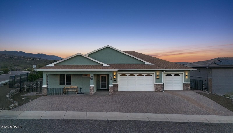 DJI_20251104172407_0013_D