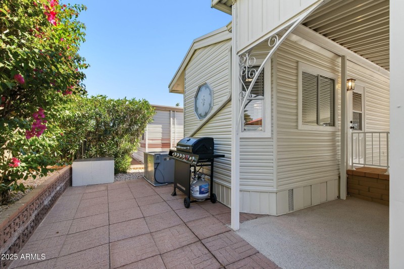 003__111 S Greenfield Rd unit 631