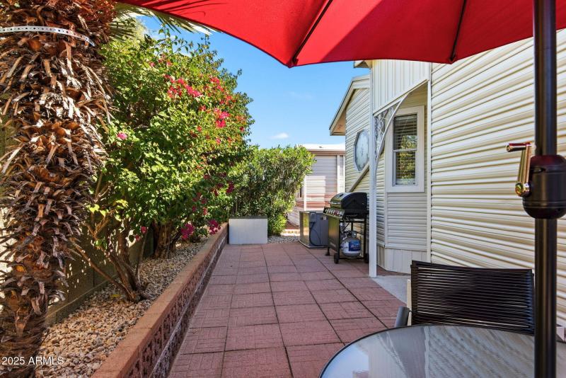 005__111 S Greenfield Rd unit 631