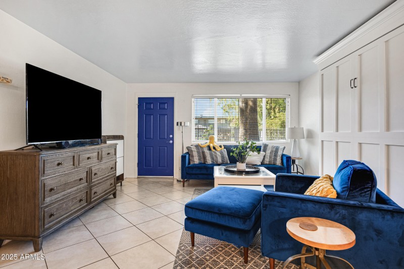 1111 E Turney Ave #7-7