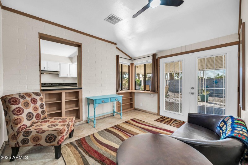 10517 W Cumberland Dr-23