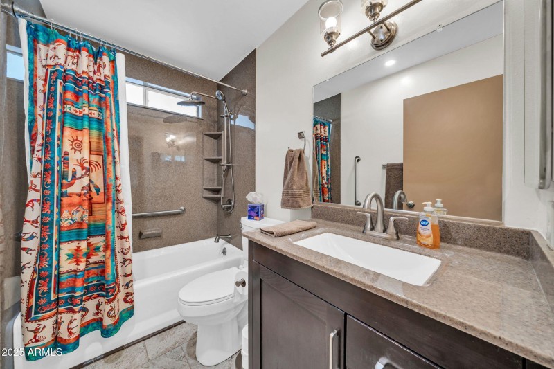 10517 W Cumberland Dr-21