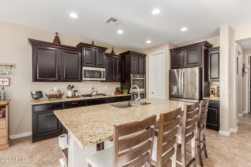 Kitchen Large Island, Granite Counters