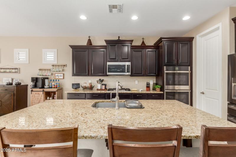 Kitchen Subway tile backsplash