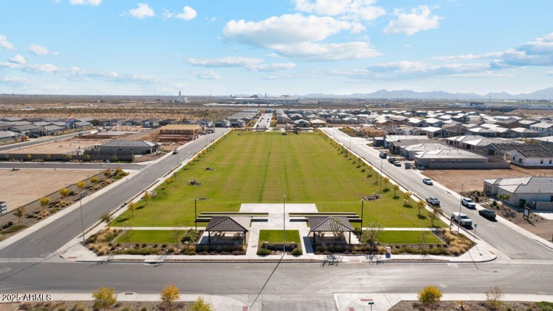 Destination at Gateway Community Entranc