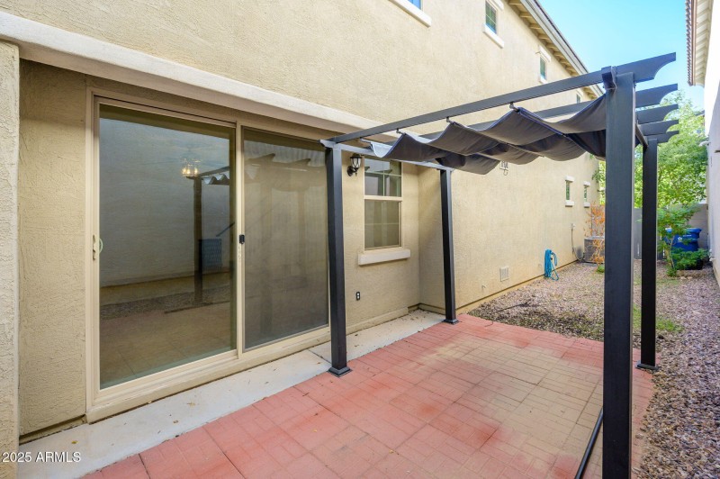 7-web-or-mls-WhiteRock-15