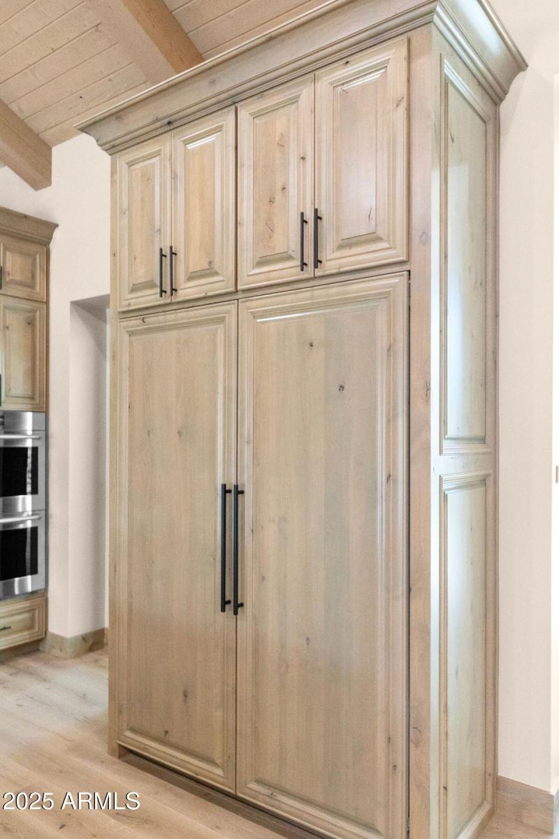 Refrigerator Cabinet