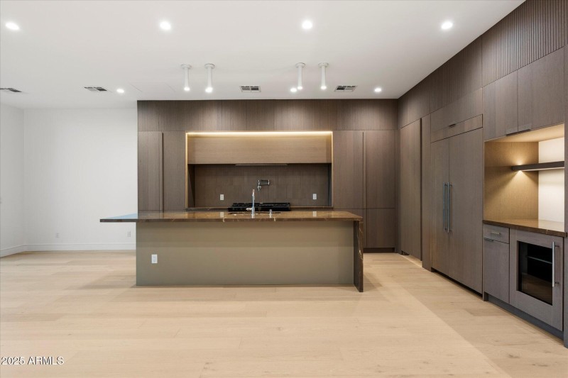 Beautiful neutral palette