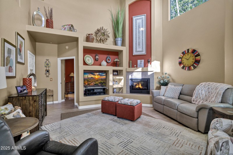 Great room/fireplace