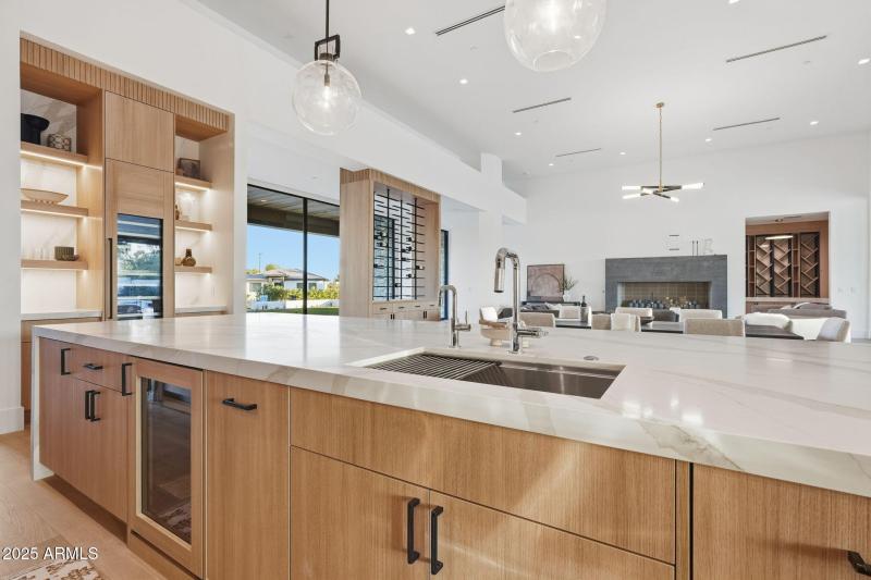 158-web-or-mls-047_ListerPros