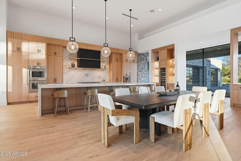 152-web-or-mls-040_ListerPros