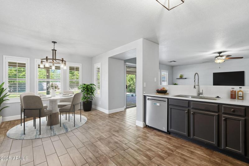 78-web-or-mls-kitchen and dining_VS