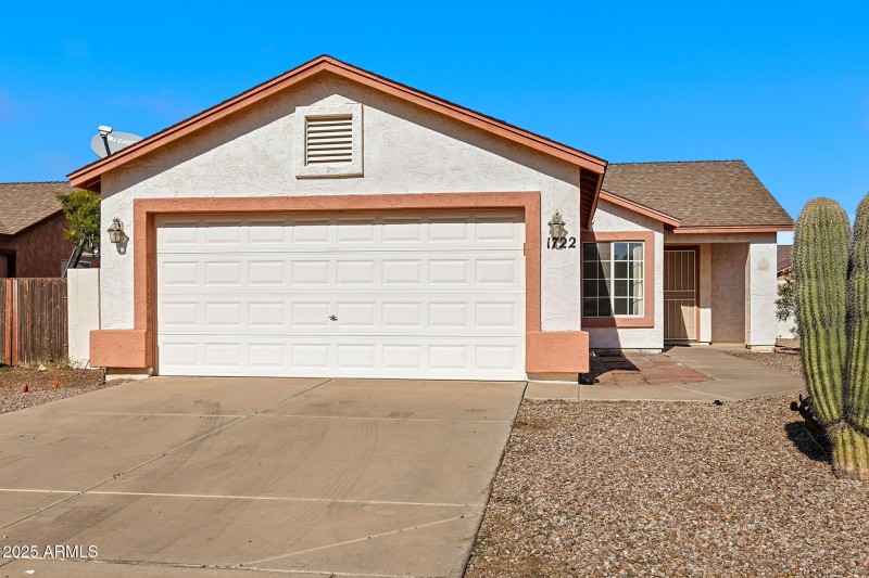 002__1722 E Sycamore Rd