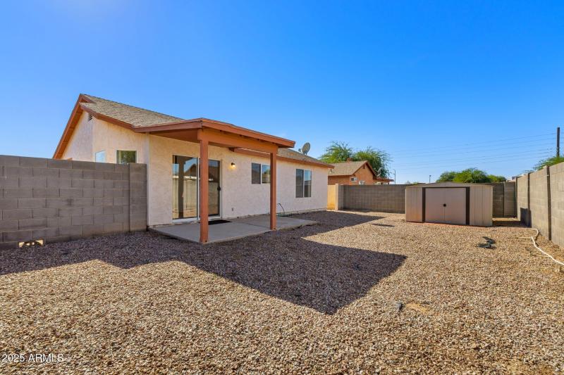 015__1722 E Sycamore Rd