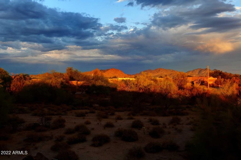 Sunset on McDowell Mountains